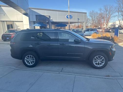 2021 Jeep Grand Cherokee L Laredo