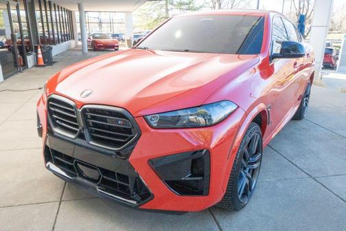 Toronto Red Metallic 2024 BMW X6 M Base