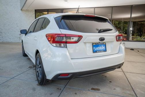 2023 Subaru Impreza Base