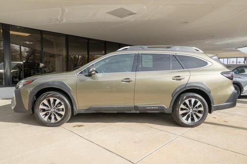 2023 Subaru Outback Touring XT
