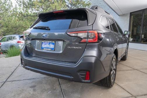 2022 Subaru Outback Premium
