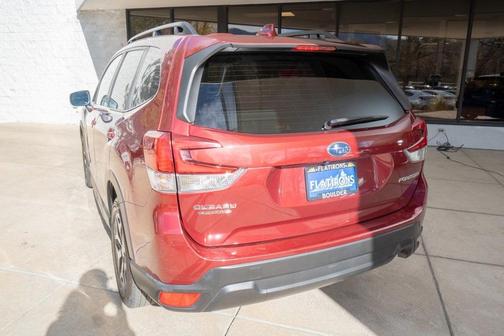 2023 Subaru Forester 2.5i Premium