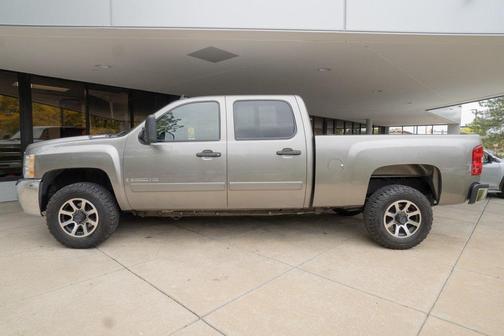 2008 Chevrolet Silverado 2500 LT H/D Crew Cab