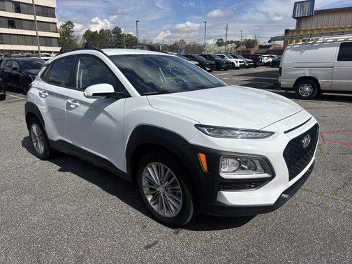 2021 Hyundai KONA SEL