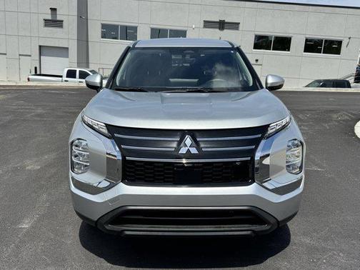 2025 Mitsubishi Outlander ES 2.5 2WD