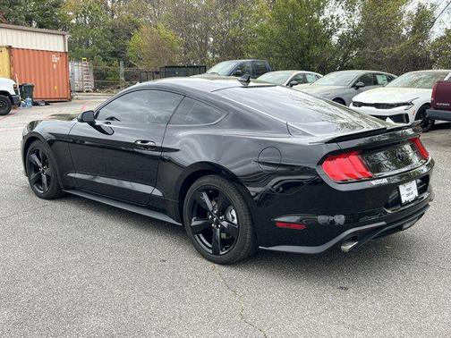 2021 Ford Mustang EcoBoost