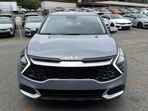 Everlasting Silver 2025 Kia Sportage EX