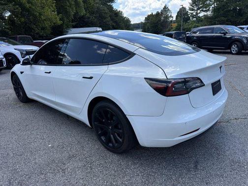 2022 Tesla Model 3 Standard Range