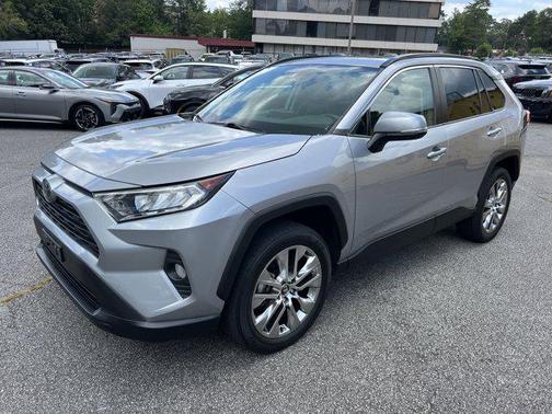 2021 Toyota RAV4 XLE Premium
