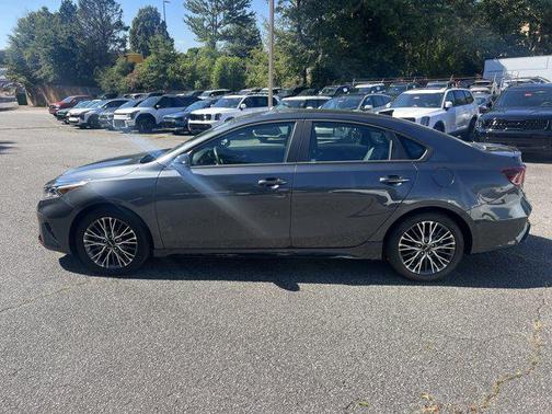 2022 Kia Forte GT-Line