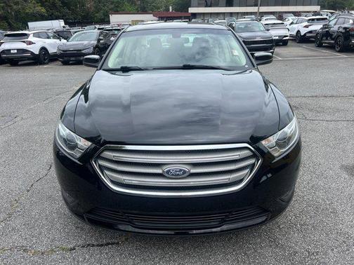 2018 Ford Taurus SEL