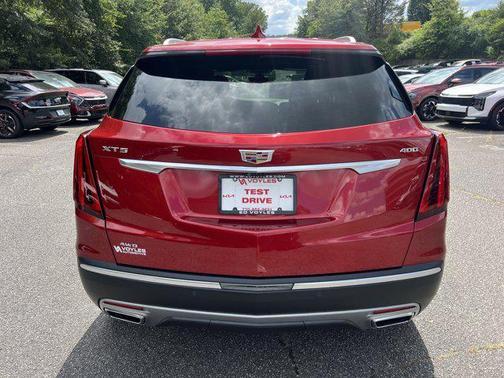 2021 Cadillac XT5 Premium Luxury