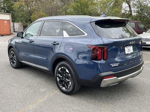 Midnight Lake Blue 2025 Kia Sorento S