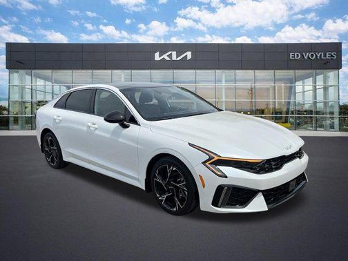 Snow White Pearl 2025 Kia K5 GT-Line