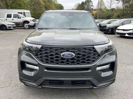 Forged Green Metallic 2022 Ford Explorer ST-Line
