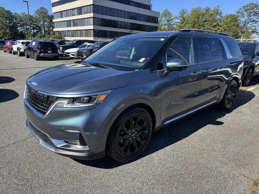 2022 Kia Carnival SX
