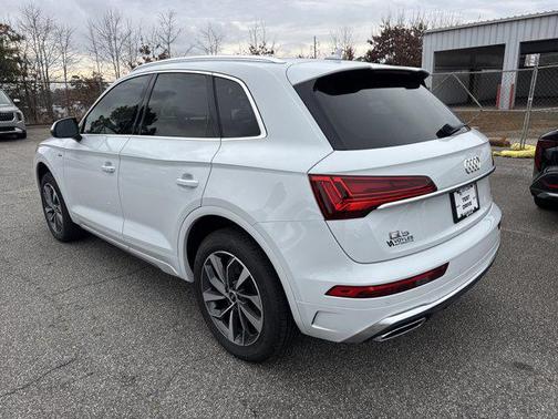 2022 Audi Q5 45 S line Premium Plus