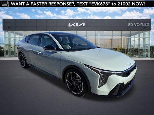 2025 Kia K4 GT-Line