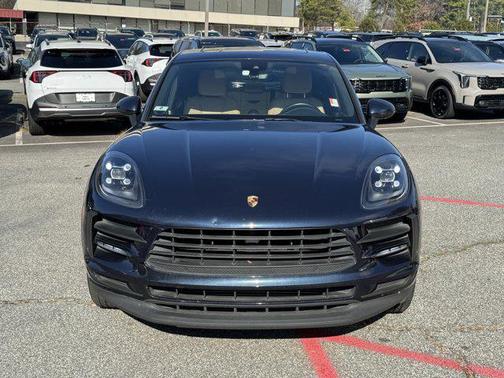 2020 Porsche Macan Base