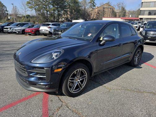 2020 Porsche Macan Base