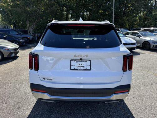 2025 Kia Sorento EX