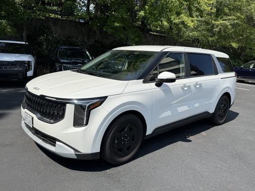 White 2026 Kia Carnival LXS