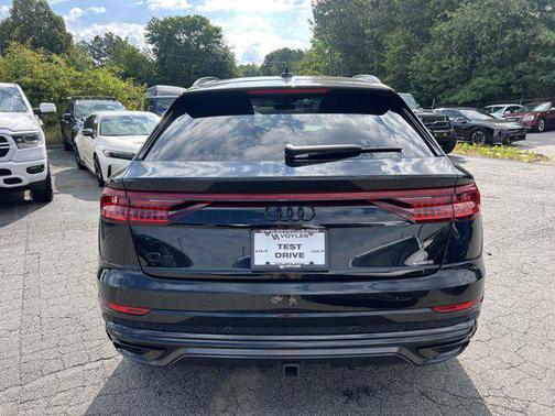 2023 Audi Q8 55 Premium Plus