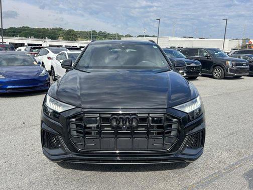 2023 Audi Q8 55 Premium Plus