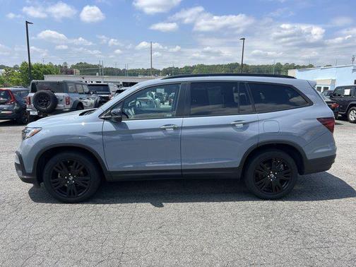 2022 Honda Pilot AWD Sport