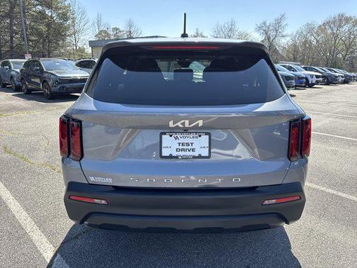 2022 Kia Sorento LX