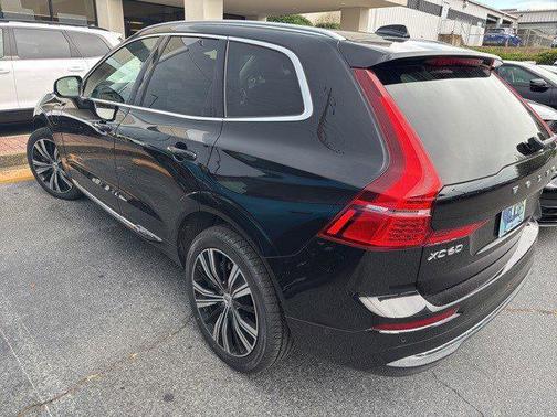 2022 Volvo XC60 Recharge Plug-In Hybrid T8 Inscription