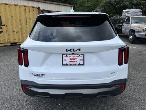 2025 Kia Sorento SX
