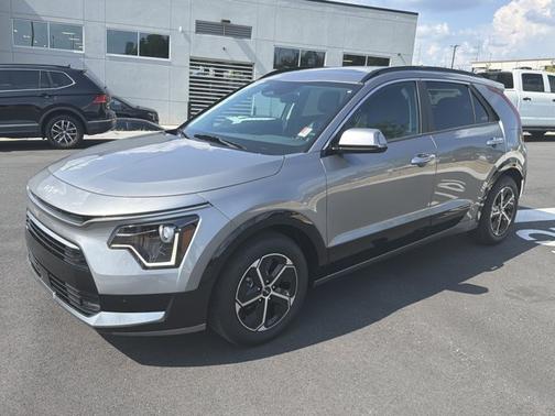 Steel Gray 2025 Kia Niro SX