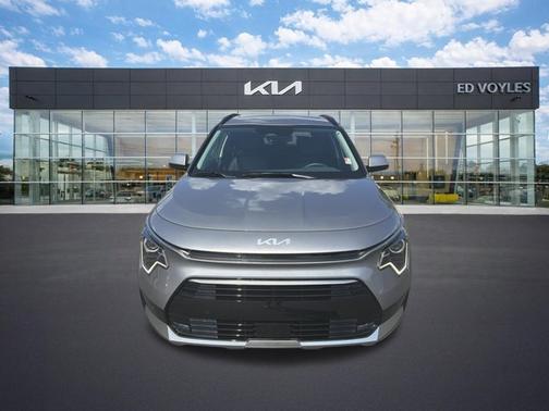 Steel Gray 2025 Kia Niro SX