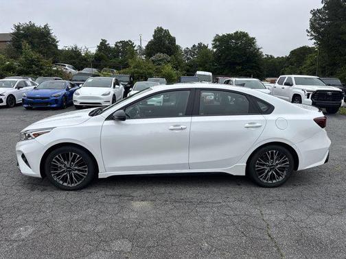 2022 Kia Forte GT-Line