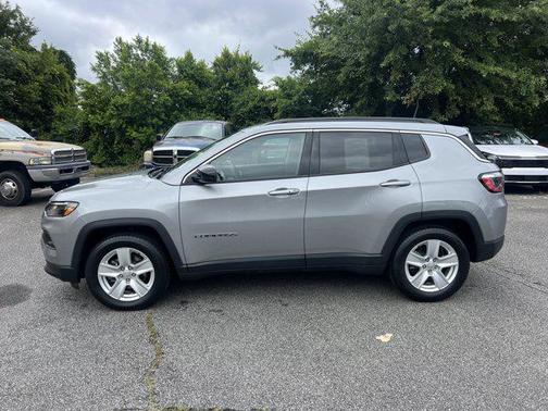 2022 Jeep Compass Latitude