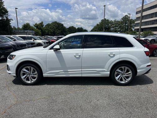 2021 Audi Q7 55 Premium Plus