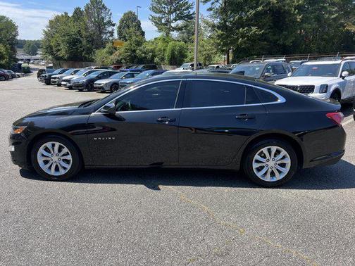 2021 Chevrolet Malibu FWD LT