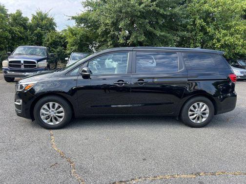 2019 Kia Sedona L