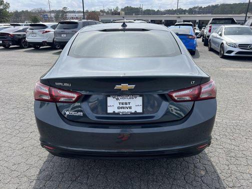 2020 Chevrolet Malibu FWD LT