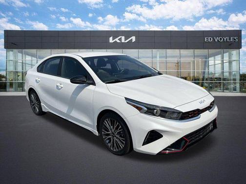 Snow White Pearl 2022 Kia Forte GT-Line