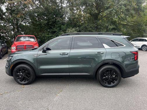 2023 Kia Sorento S