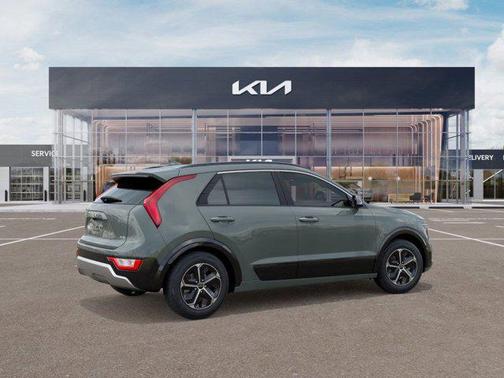 2025 Kia Niro SX