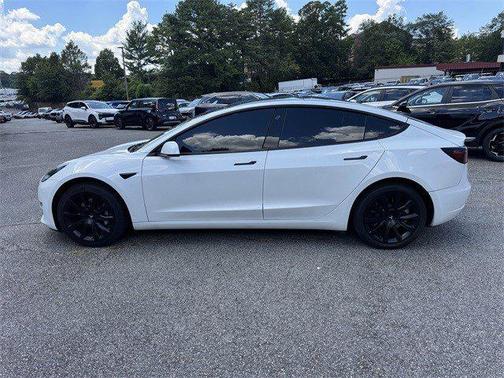 2022 Tesla Model 3 Standard Range