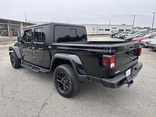 2023 Jeep Gladiator Sport S