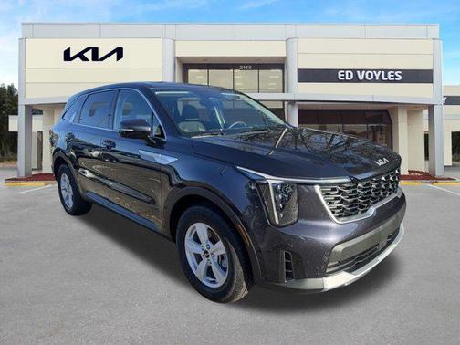 2025 Kia Sorento LX
