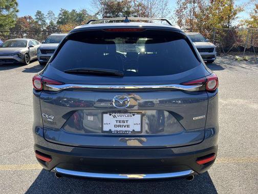 2022 Mazda CX-9 Carbon Edition