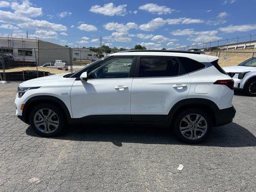 2021 Kia Seltos S