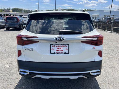 2021 Kia Seltos S