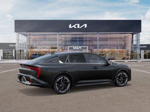 2025 Kia K4 GT-Line
